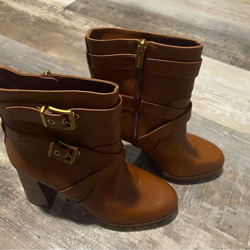 Vince Camuto Women's Coliana Platform Bootie Ankle Boot NWOT